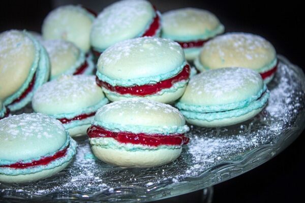 MACARONS (meringue suisse)