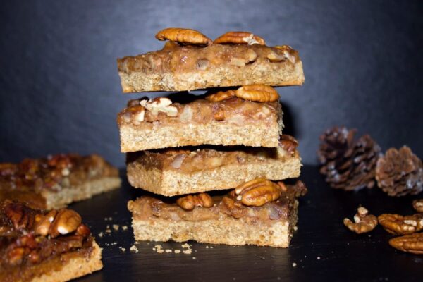 BARRES VEGAN AUX NOIX DE PÉCAN