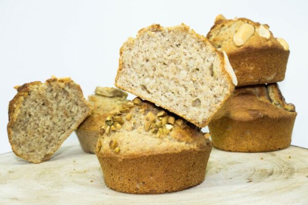 MUFFINS VEGAN À LA BANANE SANS MATIÈRES GRASSES