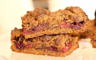 carré crumble vegan aux fruits rouges